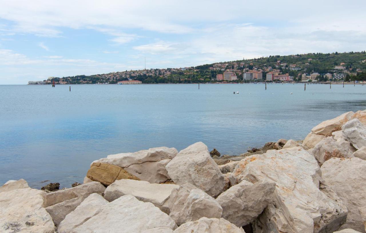 Floating House Adela Villa Portoroz Exterior photo